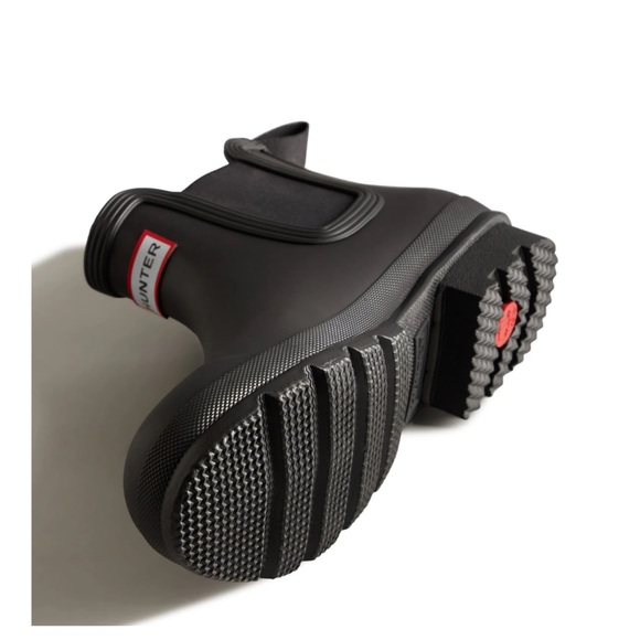 Hunter Classic Black Ankle Boots - Picture 4 of 7